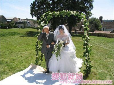 正在流行的婚礼时尚解析6